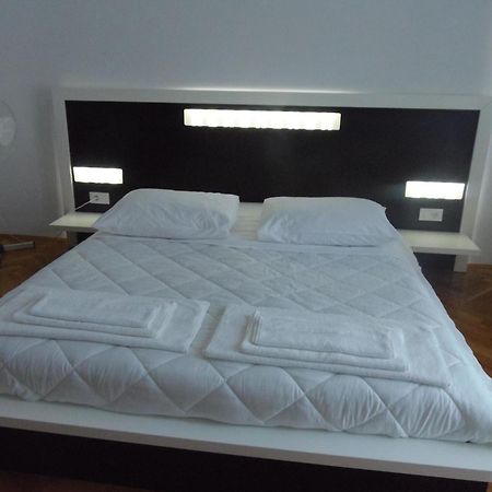 Apartments Palma Шибеник Экстерьер фото