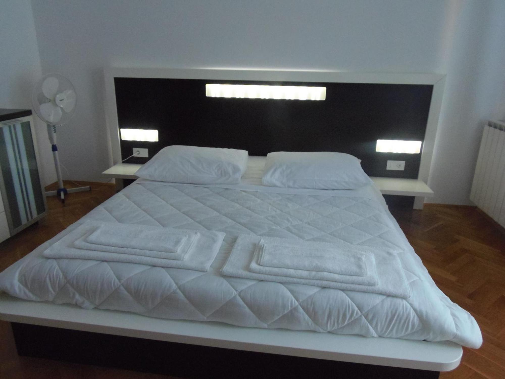 Apartments Palma Шибеник Экстерьер фото